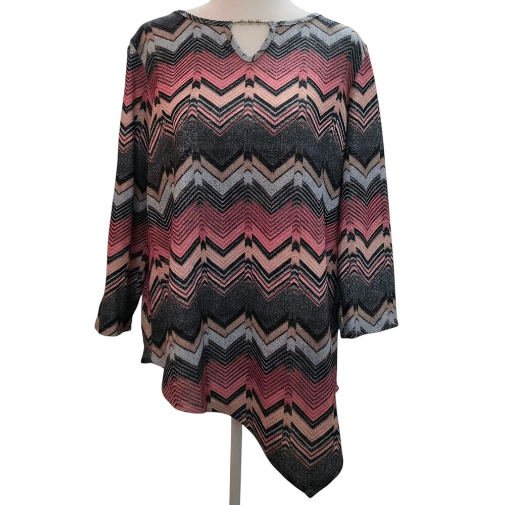 Alfred Dunner S Chevron Sharkbite Hem Beaded Button Sleeve Top